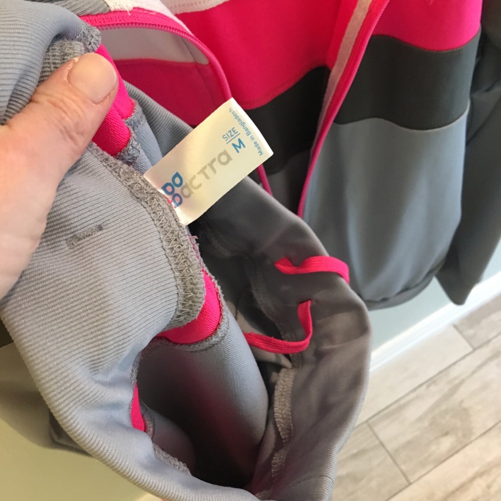 Track Suit - Picture 3 of 3